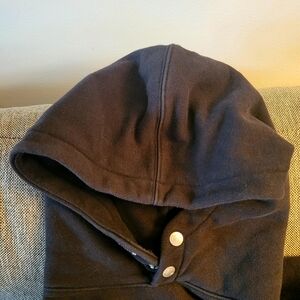 Black double weave hoodie size small, kangaroo pocket in front
